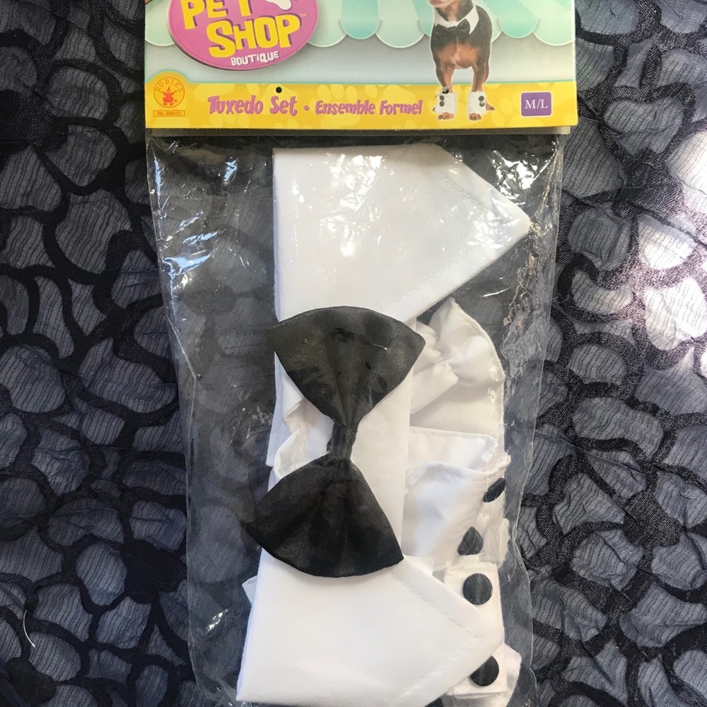 🐾🐾Dog Wedding Tuxedo Set: Worn Once for Photo Op - Picture 7 of 7